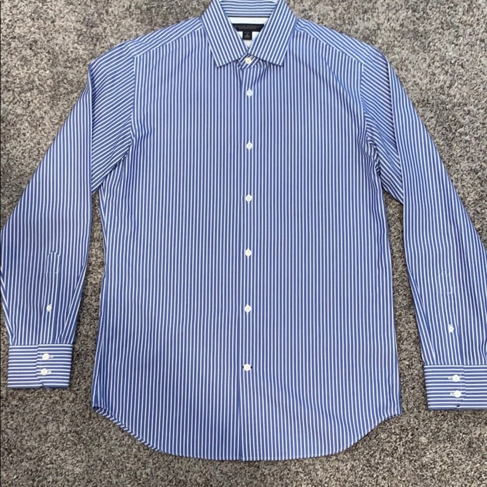 Banana Republic Men’s Non-Iron Slim Fit Shirt